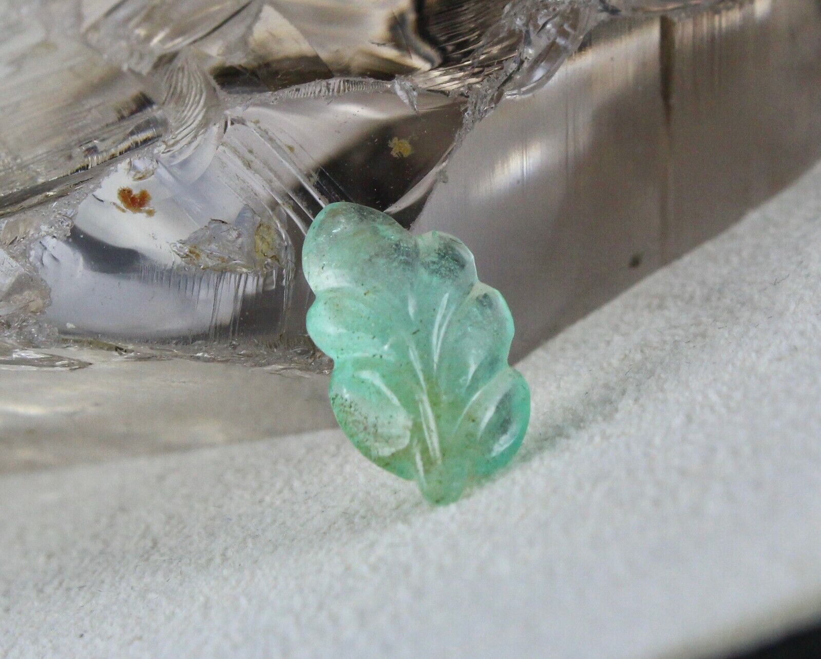 Natural Colombian Emerald Carved Leaf 6.06 Carats Gemstone Ring Pendant Design