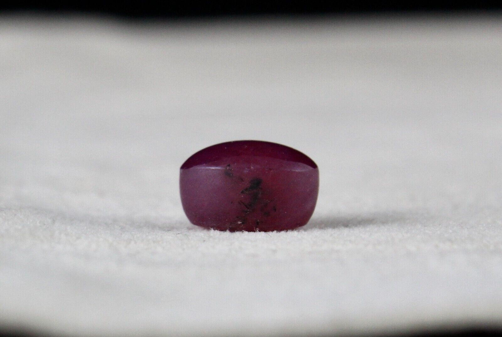 NATURAL STAR RUBY OVAL CABOCHON 6.17 CARATS 6 LINE GEMSTONE FOR RING PENDANT