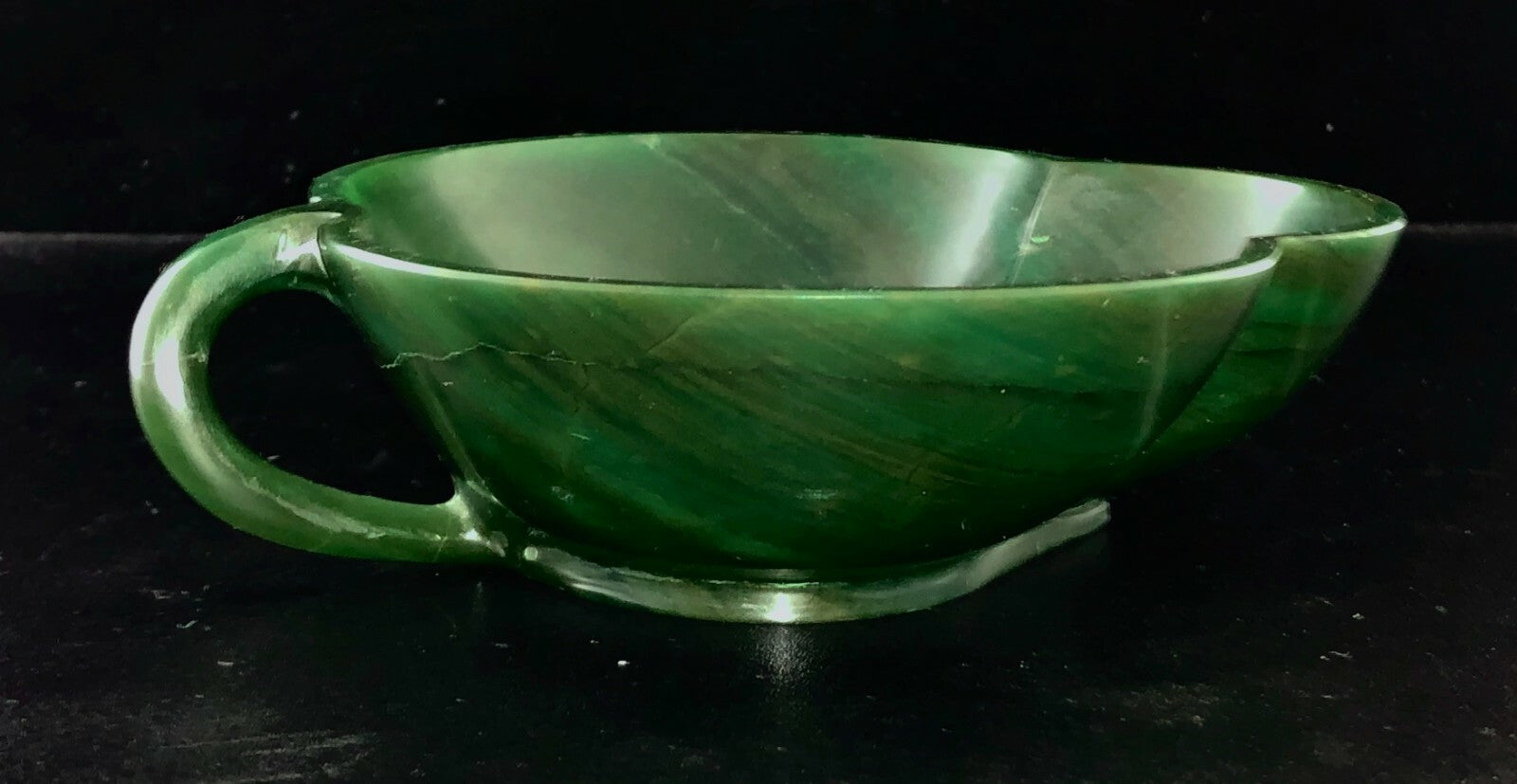 Handcrafted Carved Leaves Green Jade 1360 Ct Gemstone Bowl Home Decor