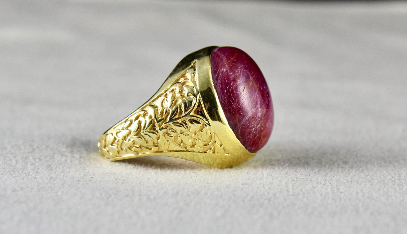 Big Red Natural Ruby 77.3ct Cabochon Engraved 925 Silver Gold Plated Ring