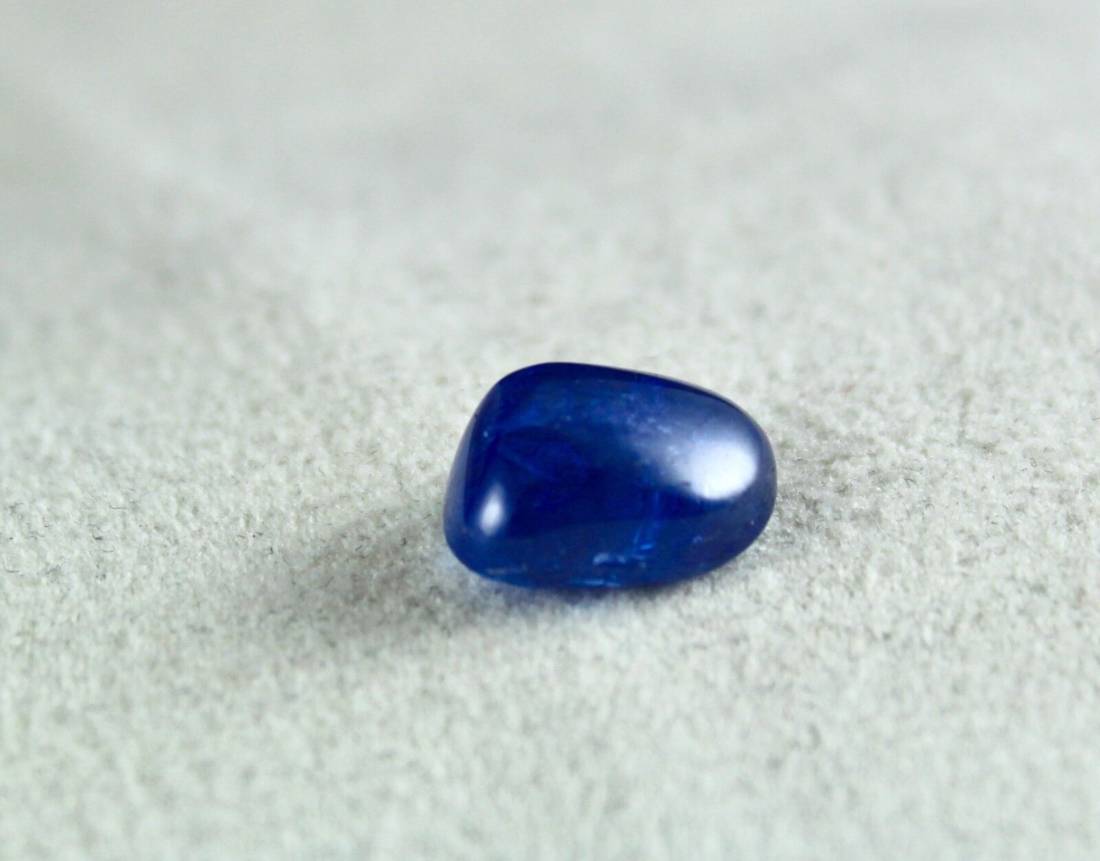 Certified Natural Blue Sapphire Oval Cabochon 8.83 Ct Gemstone For Ring Pendant