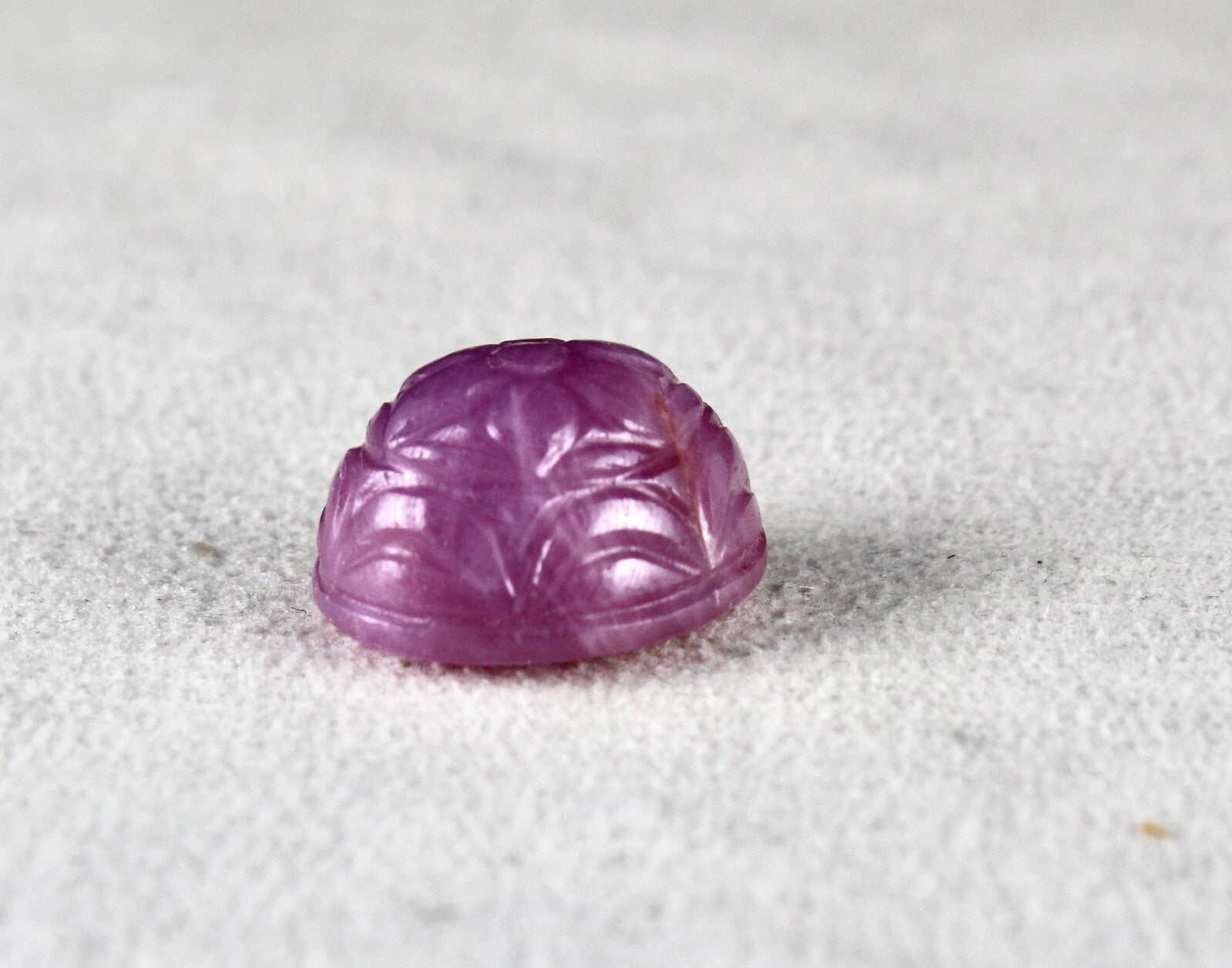 Natural Ruby 38ct Carved Oval 19mm Loose Gemstone For Pendant Ring