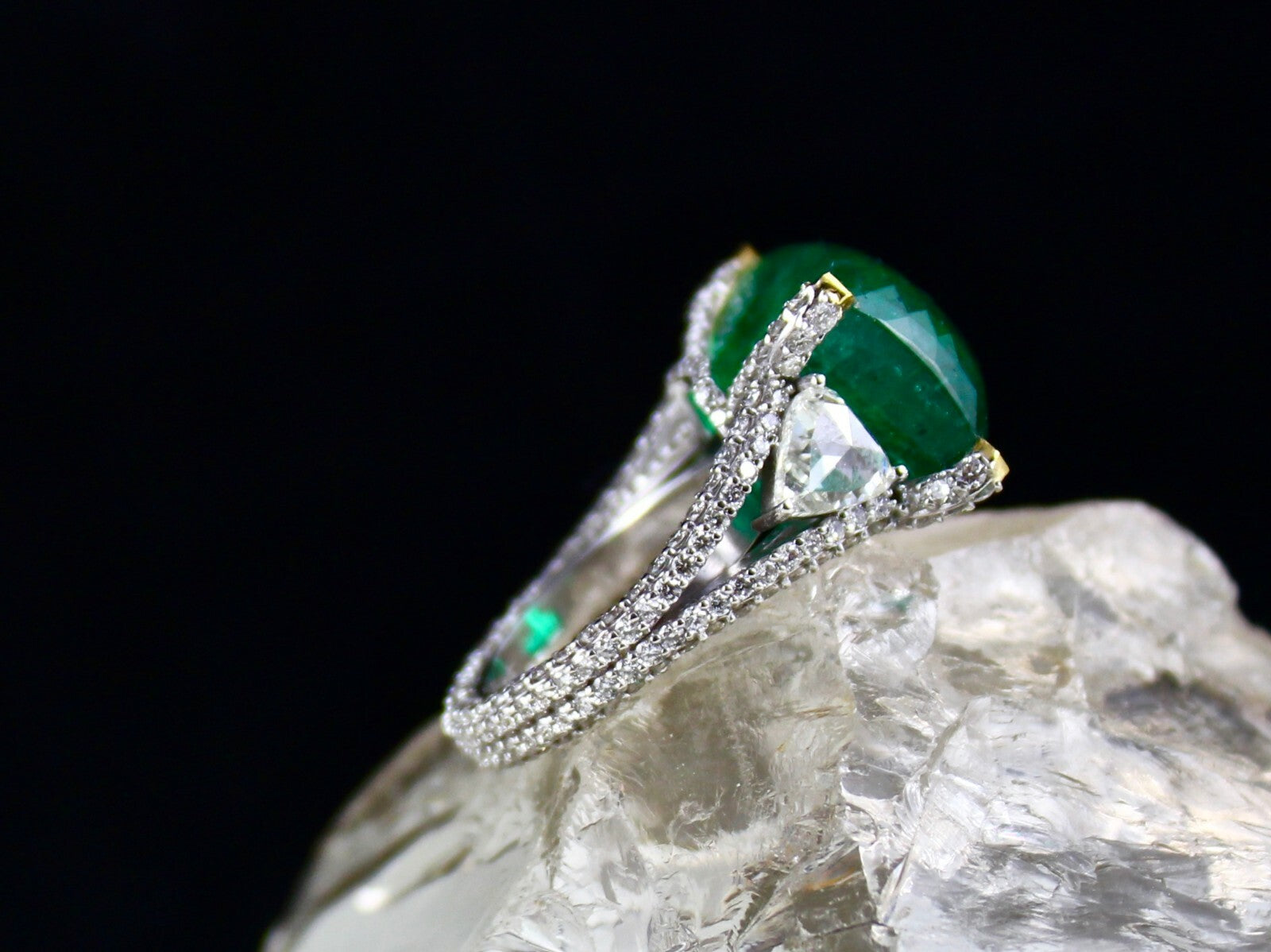 Certified Natural Emerald 23 Ct Rosecut Natural Diamond 18k Gold Important Ring