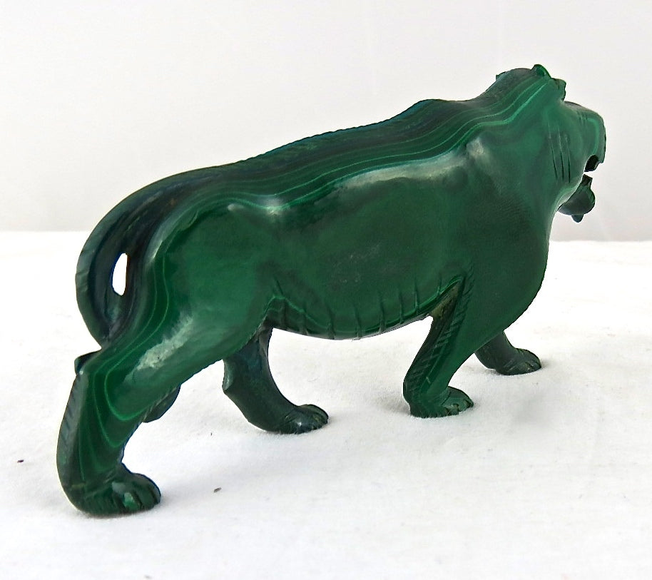 Natural Malachite 700 Ct Carved Lion Statue Green Gemstone Home Decor