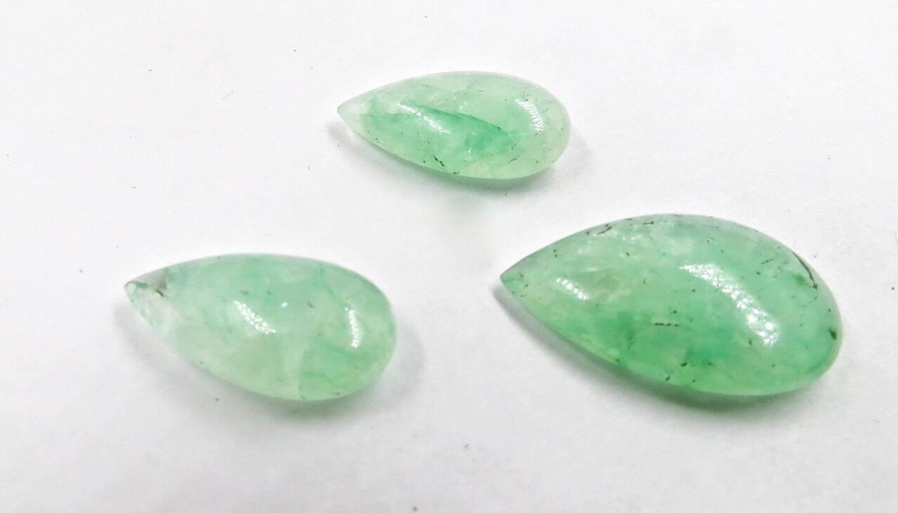 GREEN NATURAL EMERALD QUARTZ CABOCHON PEAR 3 PCS 50 CARATS GEMSTONE FOR DESIGN