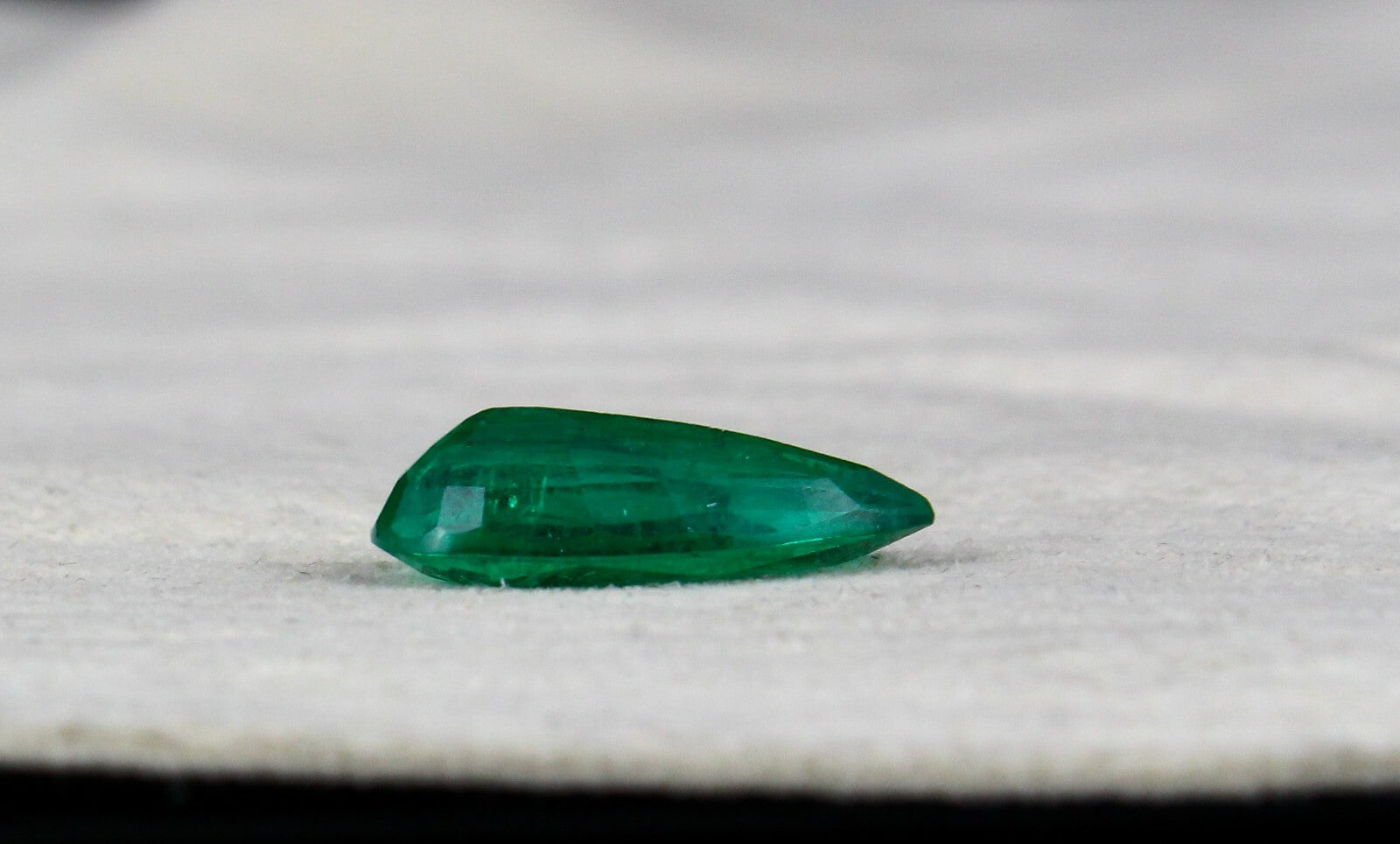 Certified Gsi Zambian Emerald 6.49 Ct Pear Gemstone Ring Pendant