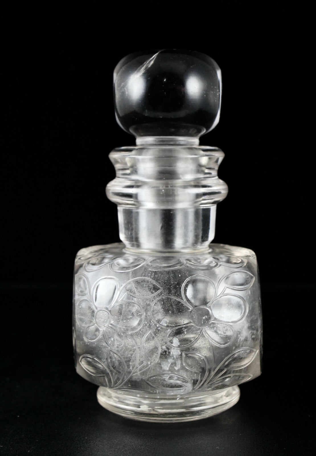 Certified Handcrafted Rock Crystal Quartz 2935 Ct Carved Perfume Bottle Decor