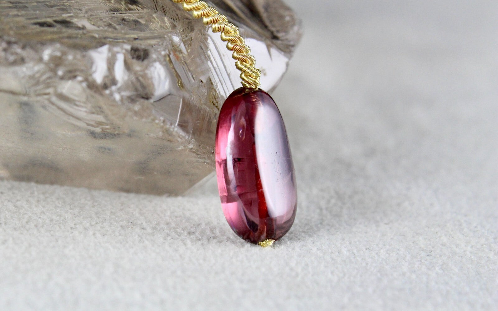 Antique Old Red Spinel Cabochon 1 Pcs 7.34 Cts Pendant Certified For Women