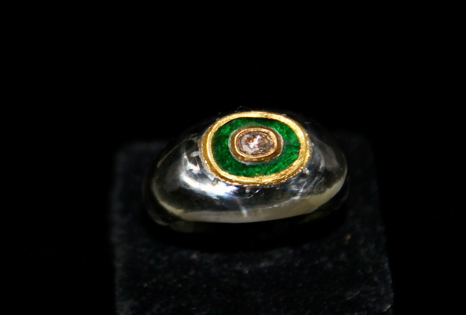 ANTIQUE NATURAL CRYSTAL QUARTZ DIAMOND EMERALD 22K GOLD ETHNIC FASHION RING