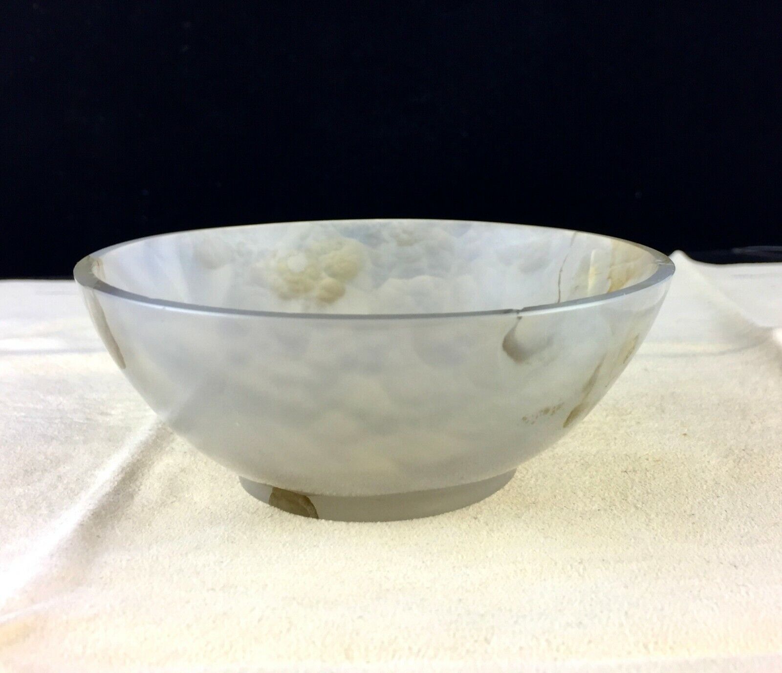 FINE CRAFTED NATURAL CHALCEDONY 845 CARATS CARVED DESIGNER BOWL FOR HOME DECOR