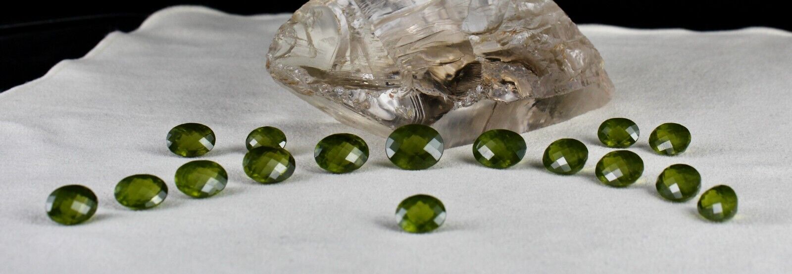 Natural Green Vesuvianite Idocrase Oval 16 Pc 132.90 Ct Gemstone Designing Set