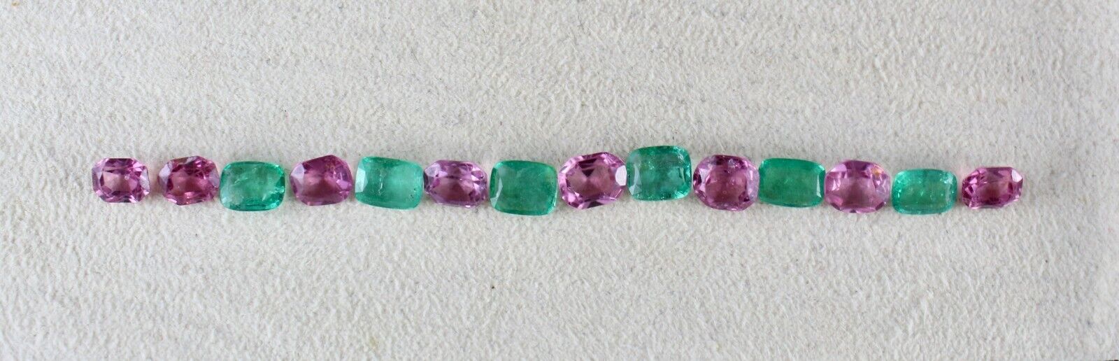 NATURAL SPINEL EMERALD CUSHION CUT 14 PCS 11.52 CTS GEMSTONE DESIGN BRACELET SET