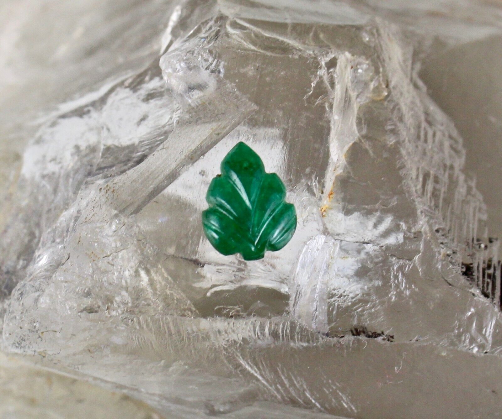 ZAMBIA NATURAL EMERALD CARVED LEAF 1.64 CARATS GEMSTONE FOR RING PENDANT DESIGN