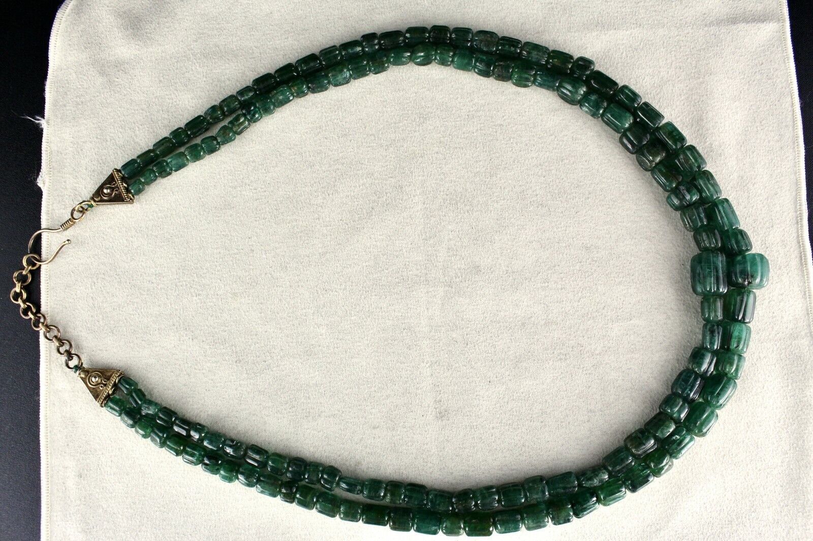 NATURAL UNTREATED EMERALD BEADS CARVED 2 LINE 688 CARAT GEMSTONE SILVER NECKLACE