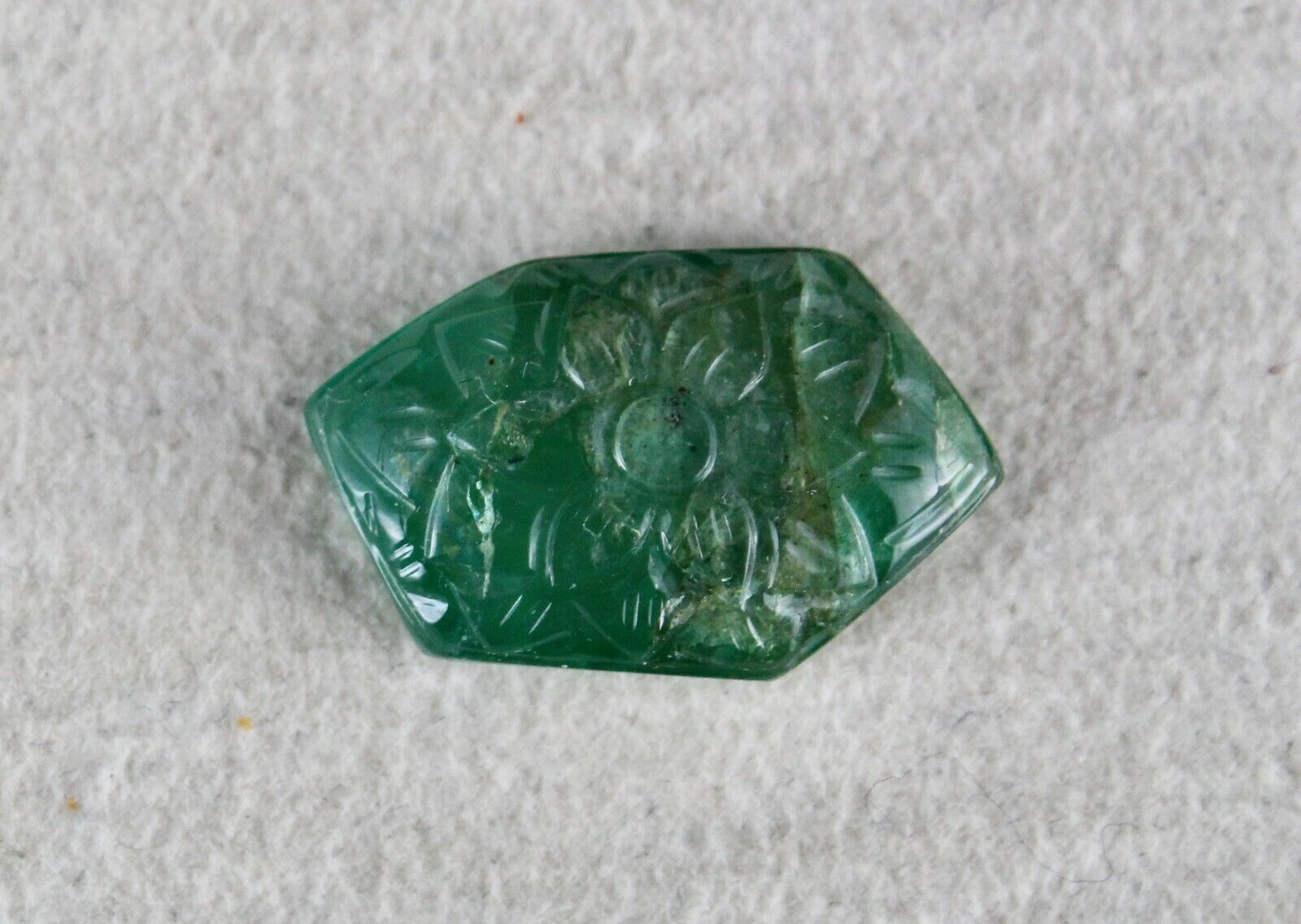 Natural Zambian EMERALD Fancy Carved 9.99 Carats Gemstone Ring Pendant Designing