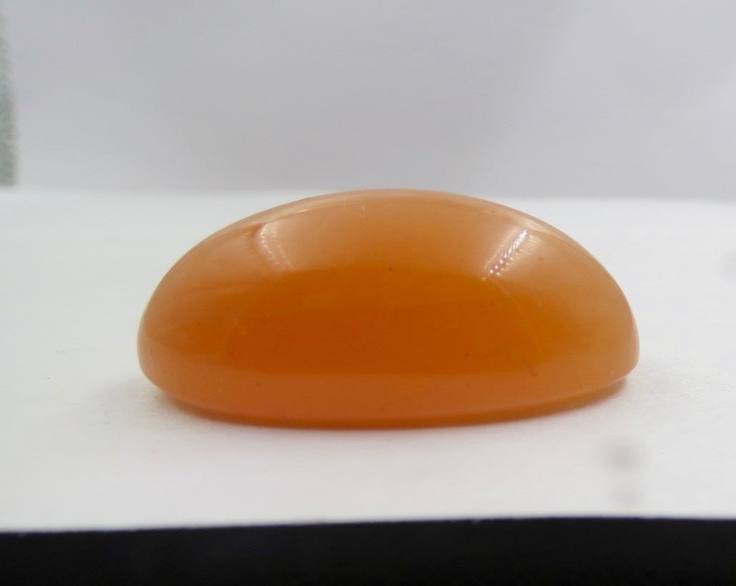 Natural Orange Moonstone 64ct Oval Semi Precious Gemstone For Ring Pendant