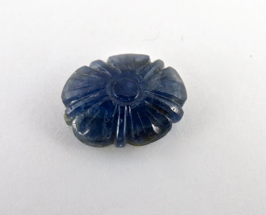 GTL CERTIFIED NATURAL BLUE SAPPHIRE CARVED FLOWER 20 CTS RARE GEMSTONE FOR RING