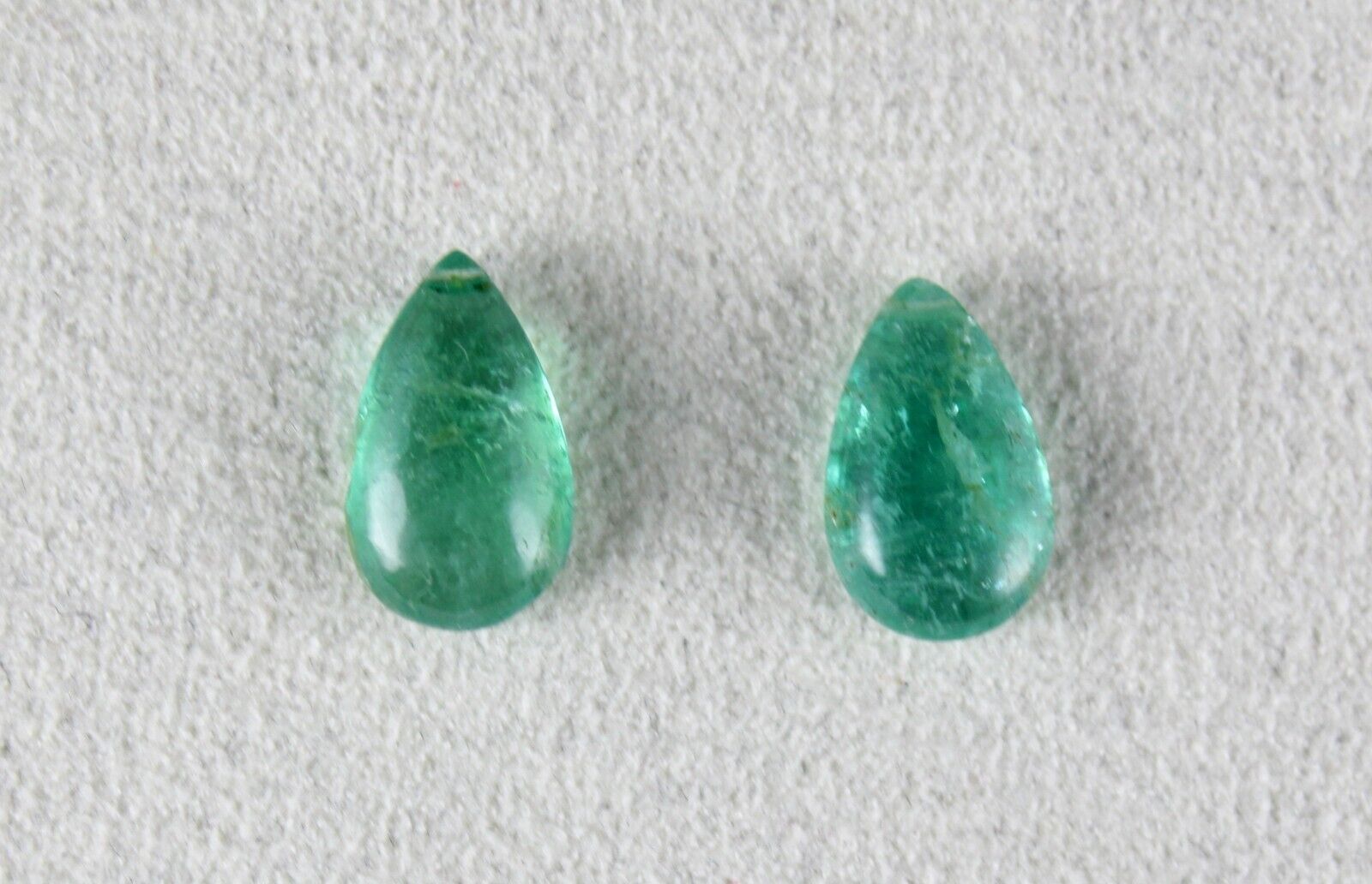 NATURAL EMERALD PAIR TEAR DROP 6.37 CTS HANGING DRILLED GEMSTONE EARRING DESIGN