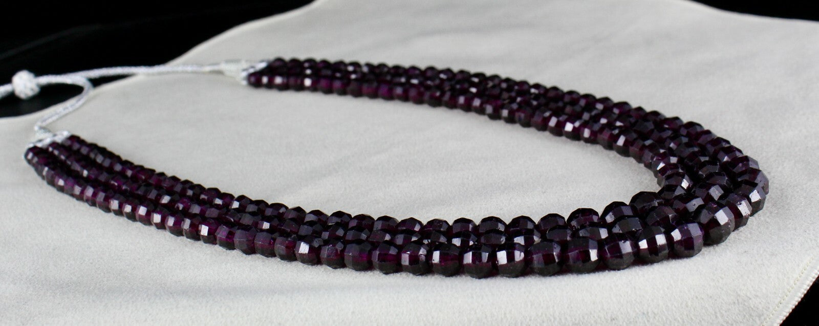 Natural Garnet Round Faceted Beads 867ct Gemstone Ladies Necklace