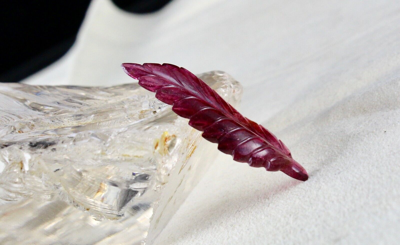 NATURAL PINK TOURMALINE CARVED LEAF 14.63 CARATS GEMSTONE FOR DESIGNING PENDANT