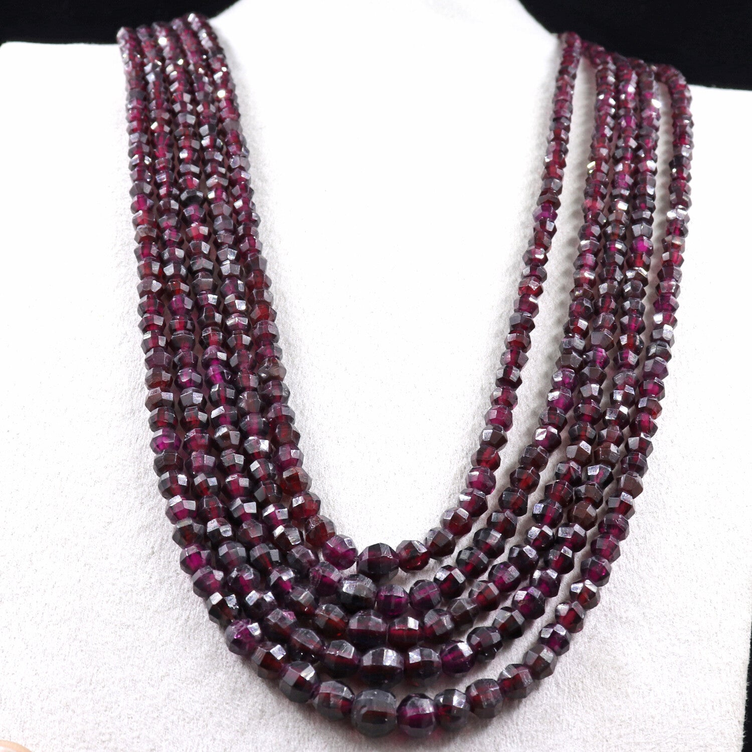 Natural Garnet Round Faceted Beads Necklace 754 Ct 5 Line Gemstone For Ladies