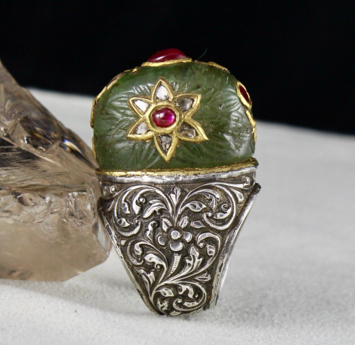 ANTIQUE COLOMBIAN EMERALD CARVED RUBY DIAMOND GOLD JADAU LADIES 925 SILVER RING