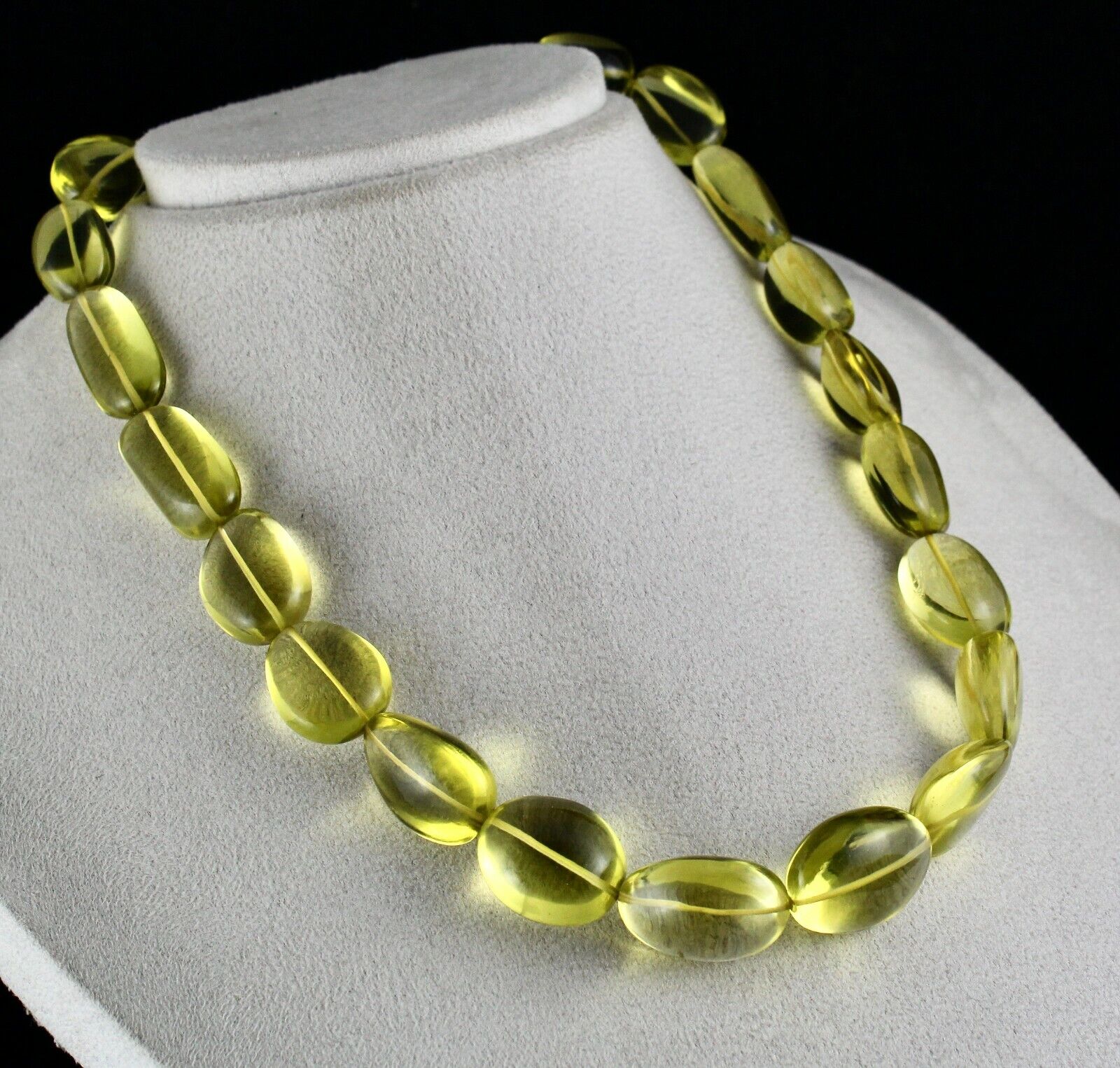 Natural Green Gold Lemon Quartz Beads Tumble 26mm 712 Carats Gemstone Necklace