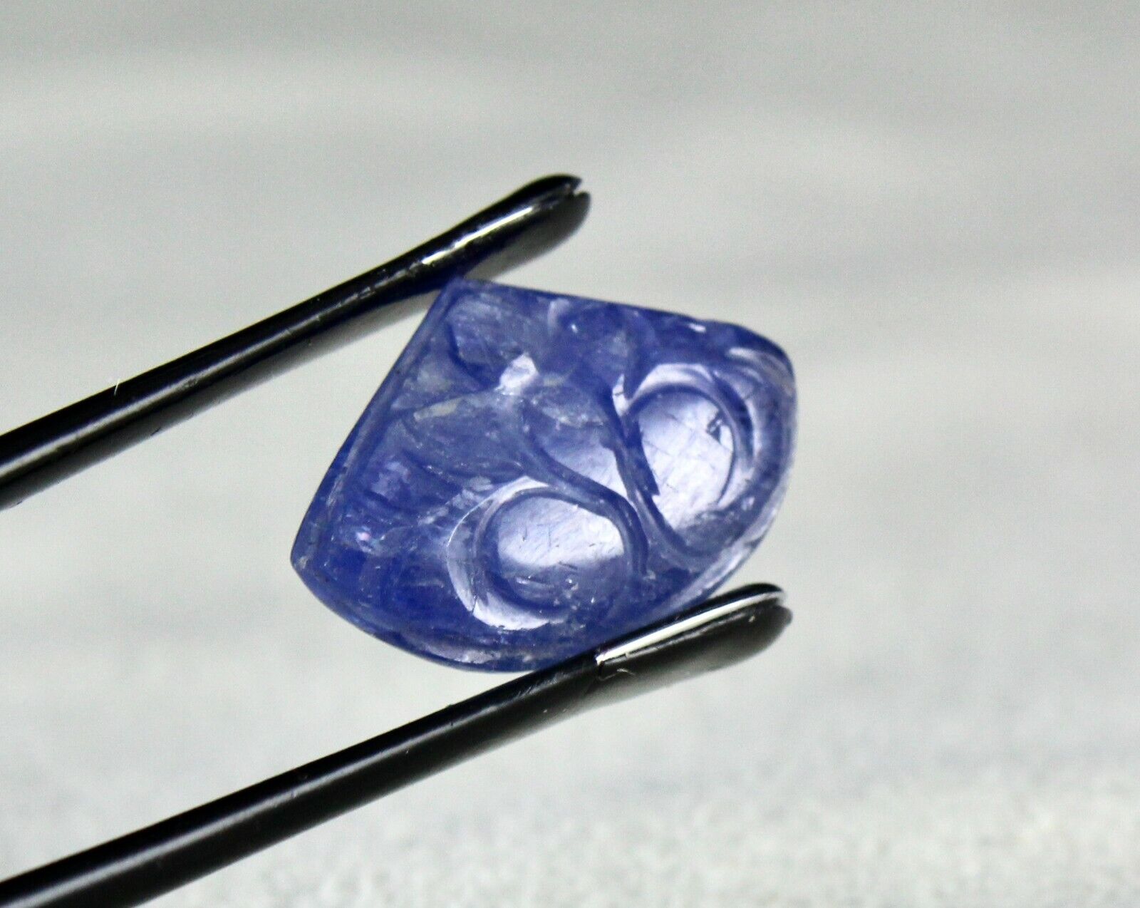 NATURAL UNHEATED BLUE SAPPHIRE CARVED 16.50 CARATS GEMSTONE PENDANT DESIGNING