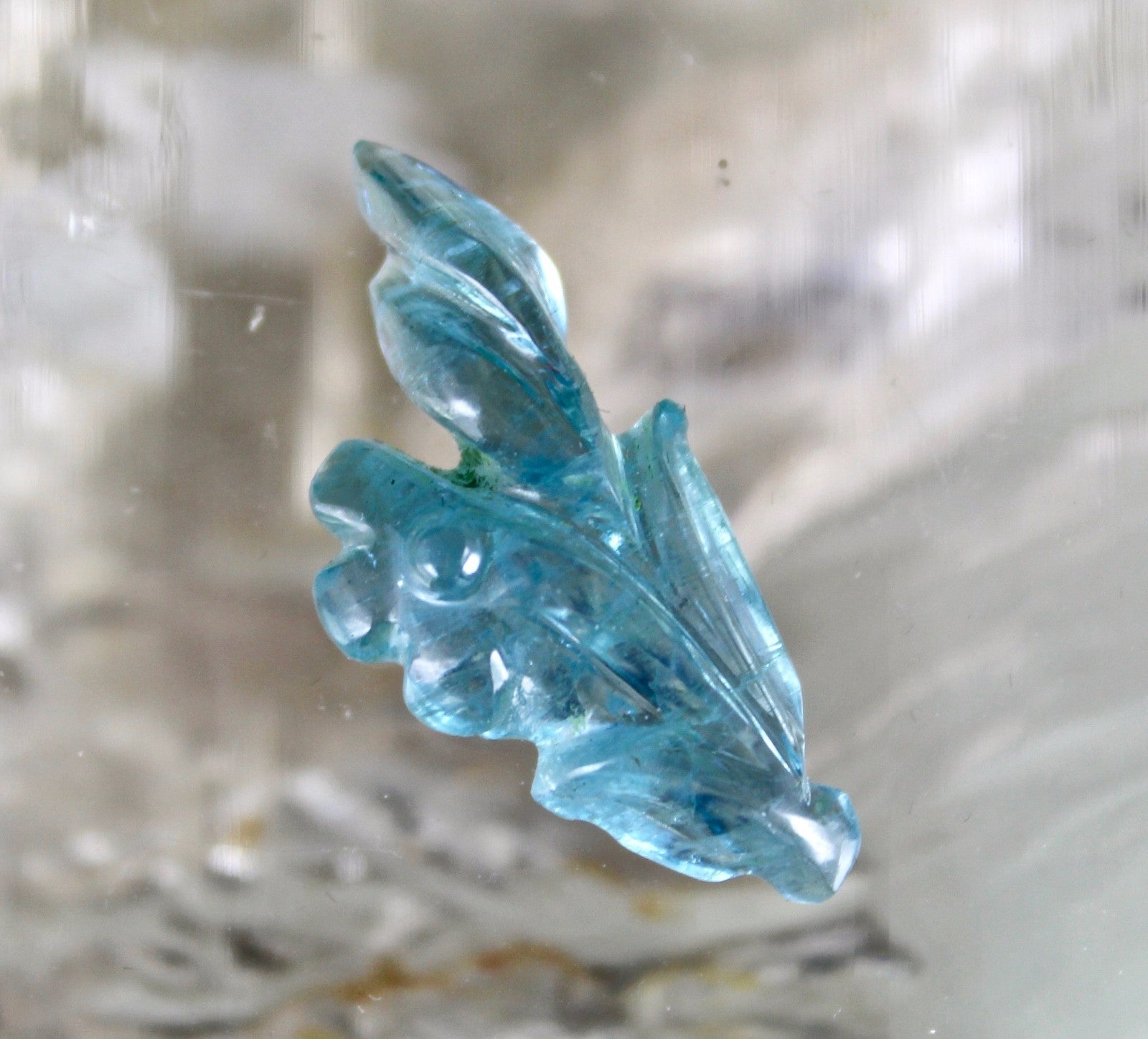 Certified Gtl Natural Blue Aquamarine 15.25 Ct Carved Leaf Gemstone Design