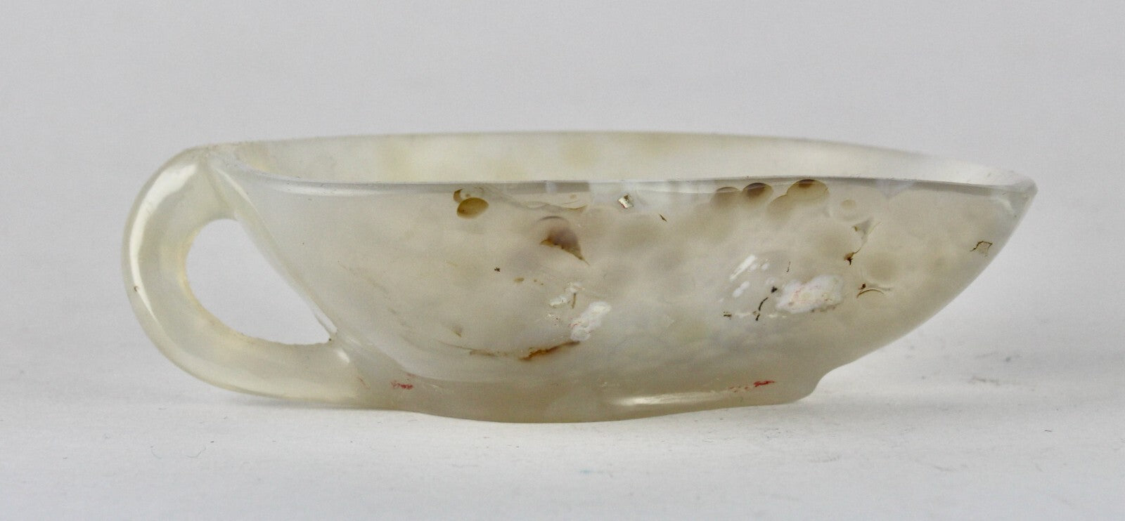 Hand Crafted Natural Chalcedony 510 Ct Carved Leaf Gemstone Bowl Home Decor Art