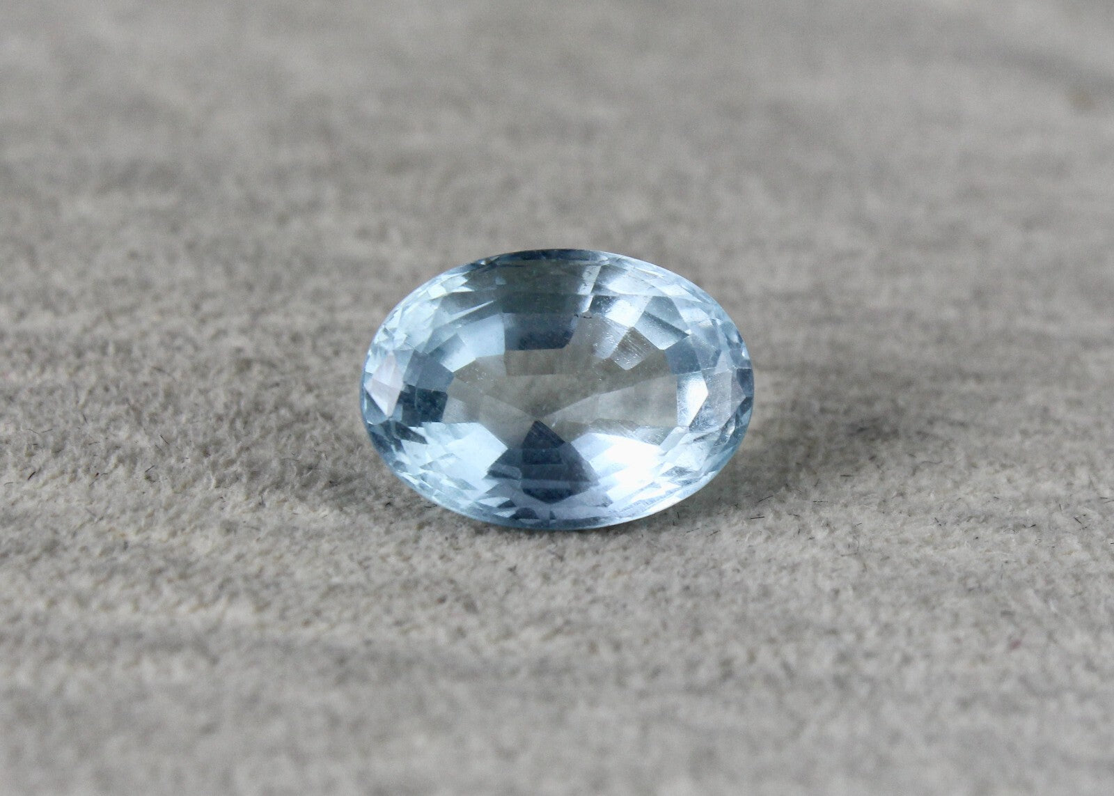Certified Natural Blue Aquamarine 5.13 Ct Oval Gemstone For Ring Pendant