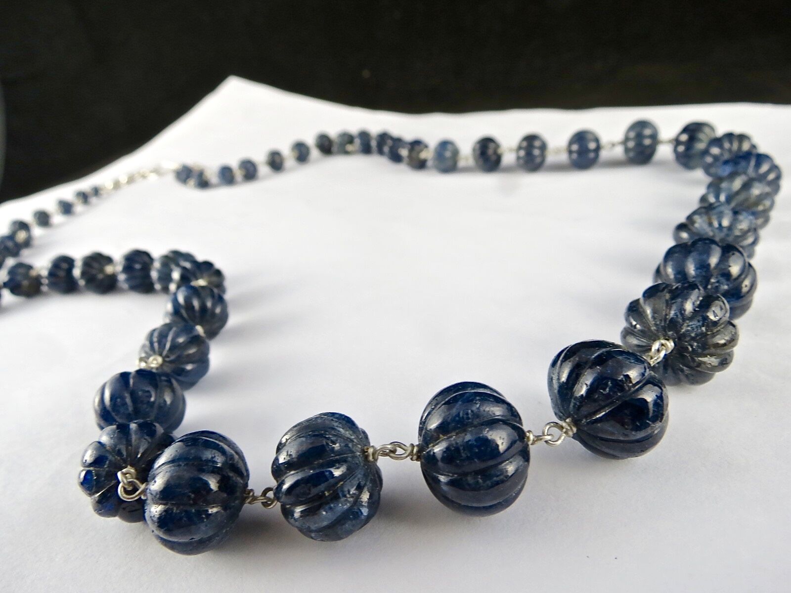 Old Natural Blue Sapphire Beads Carved Melon 552 Carats Gemstone Silver Necklace