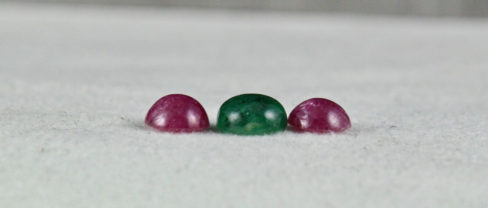 NATURAL RUBIES EMERALD CABOCHON ROUND 3 PCS 3.44 CARATS GEMSTONE FOR DESIGN RING