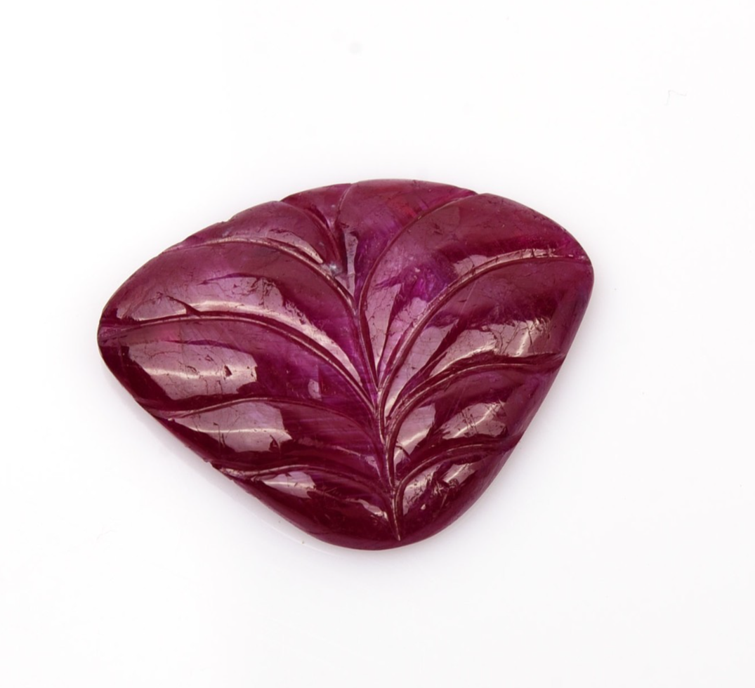 Certified Natural Untreated Ruby Carved Loose Gemstone 9.43 Ct For Ring Pendant