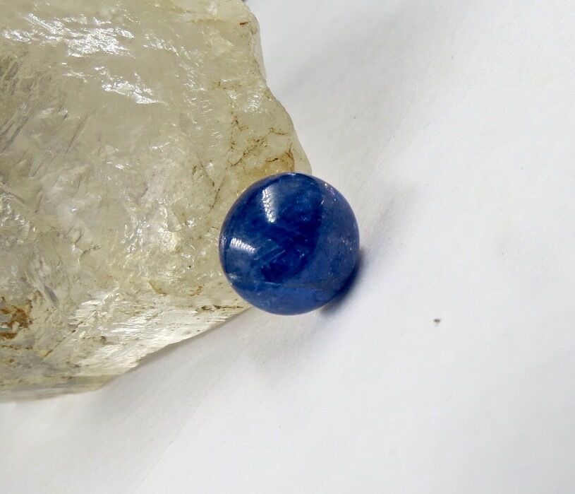 NATURAL UNHEATED BLUE SAPPHIRE CABOCHON ROUND 11.62 CTS GEMSTONE FOR DESIGNING 