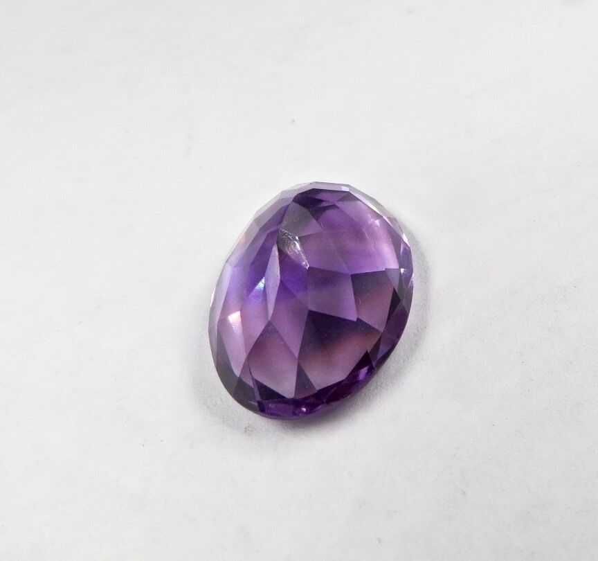 NATURAL AMETHYST OVAL CUT 29.85 CARATS  GEMSTONE FOR RING & PENDANT