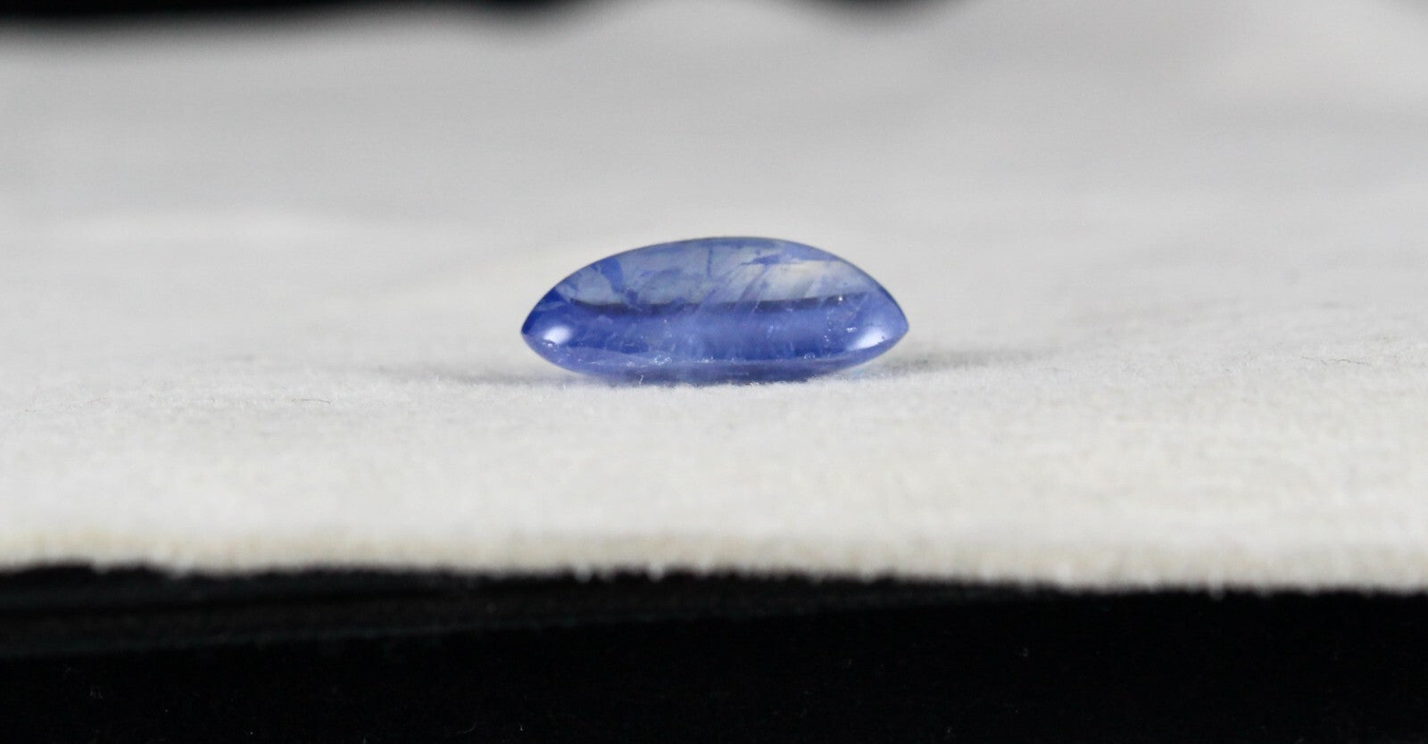 Certified Natural Blue Sapphire 6.87 Ct Oval Cabochon Gem For Ring Pendant