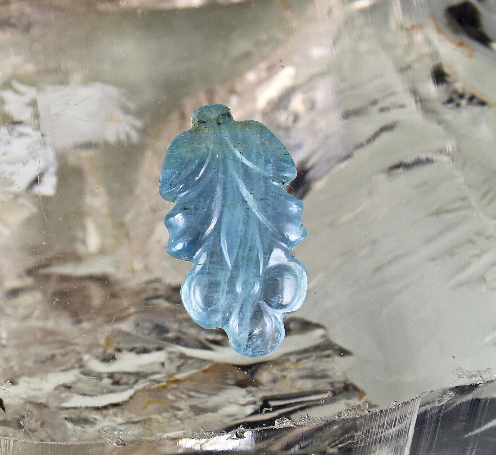 Natural Blue Aquamarine Carved Flower 15.83 Ct Gemstone For Pendant Designing