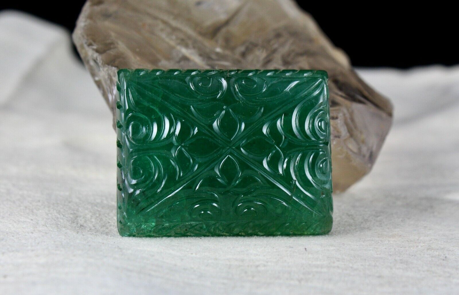 NATURAL ZAMBIAN EMERALD CARVED RECTANGLE 154.50 CARATS 31X40 MM GEMSTONE PENDANT