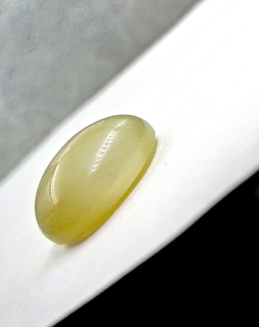 Natural Moonstone 27.82 Ct Oval Cabochon Gemstone For Ring & Pendant