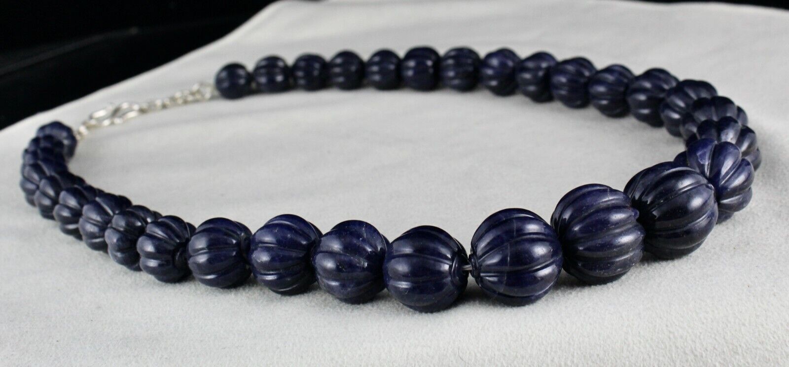 NATURAL BLUE JADE BEADS CARVED ROUND GEMSTONE 1 LINE 1001 CARATS SILVER NECKLACE