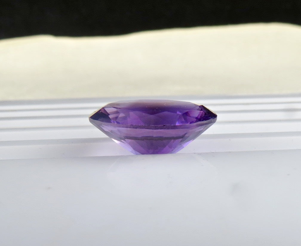 Natural Amethyst 23.35 Ct Oval Cut 23mm Purple Gemstone For Pendant/ring