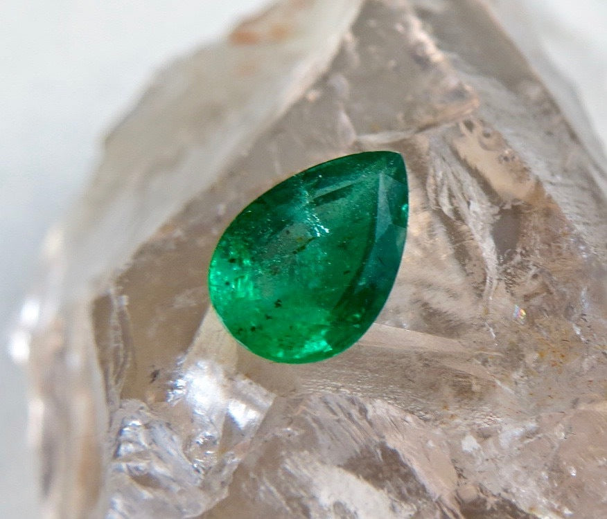 Certified Natural Zambian Emerald 2.87ct Pear Cut 12mm Gemstone For Ring Pendant