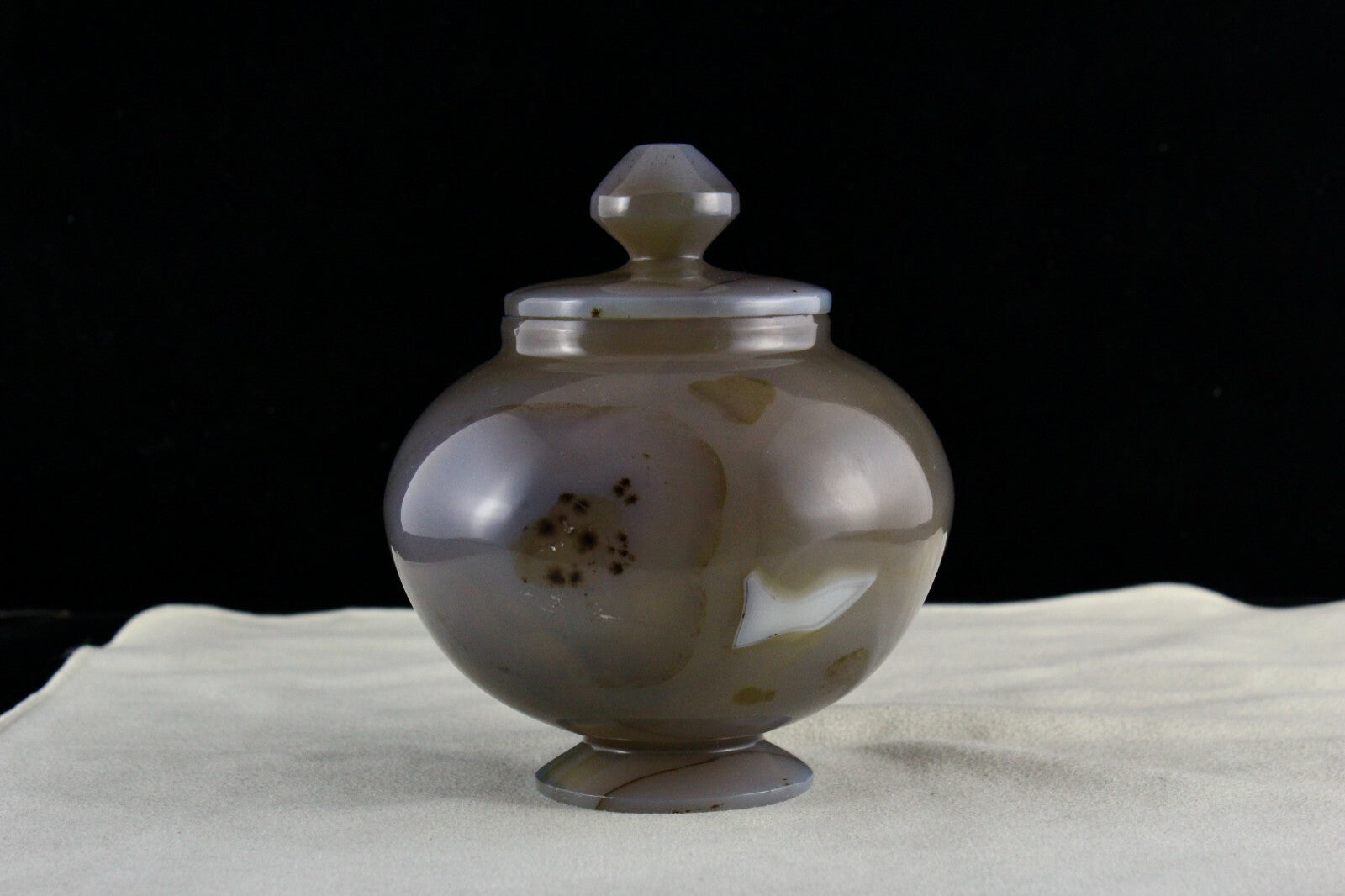 Certified Handcrafted 4.5" Chalcedony 2400 Ct Gemstone Carved Pot Home Decor