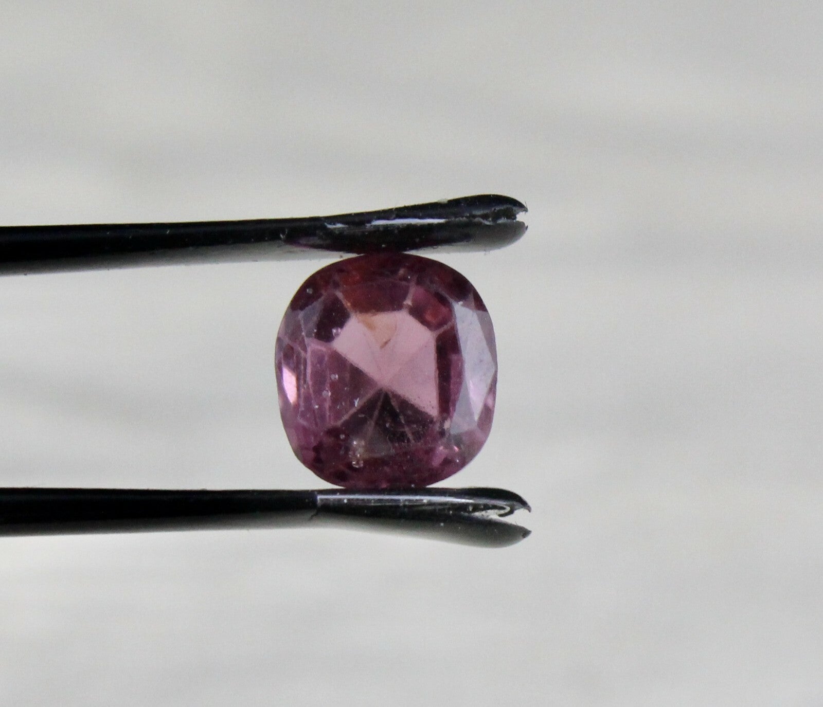 Certified Natural Antique Spinel Laladi 3.32ct Cushion Gemstone For Ring Pendant