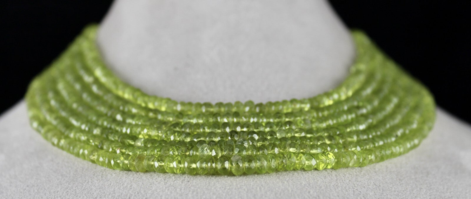 Natural Peridot Beads Faceted Round Necklace 717ct Gemstone For Women