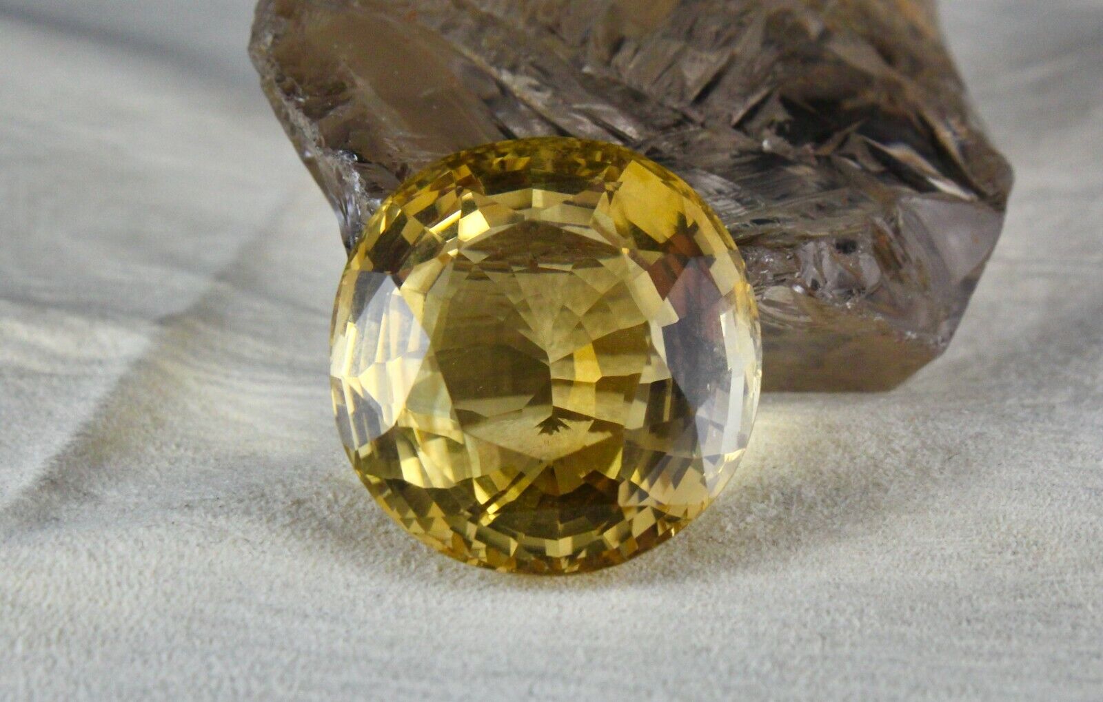 NATURAL CITRINE GOLDEN TOPAZ OVAL CUT 36X35 MM 177 CARATS GEMSTONE FOR PENDANT