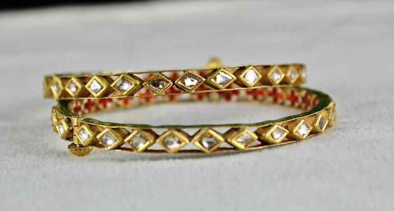 NATURAL FLAT DIAMOND STUDDED IN 22 K GOLD JADAU BANGLES PAIR FOR LADIES