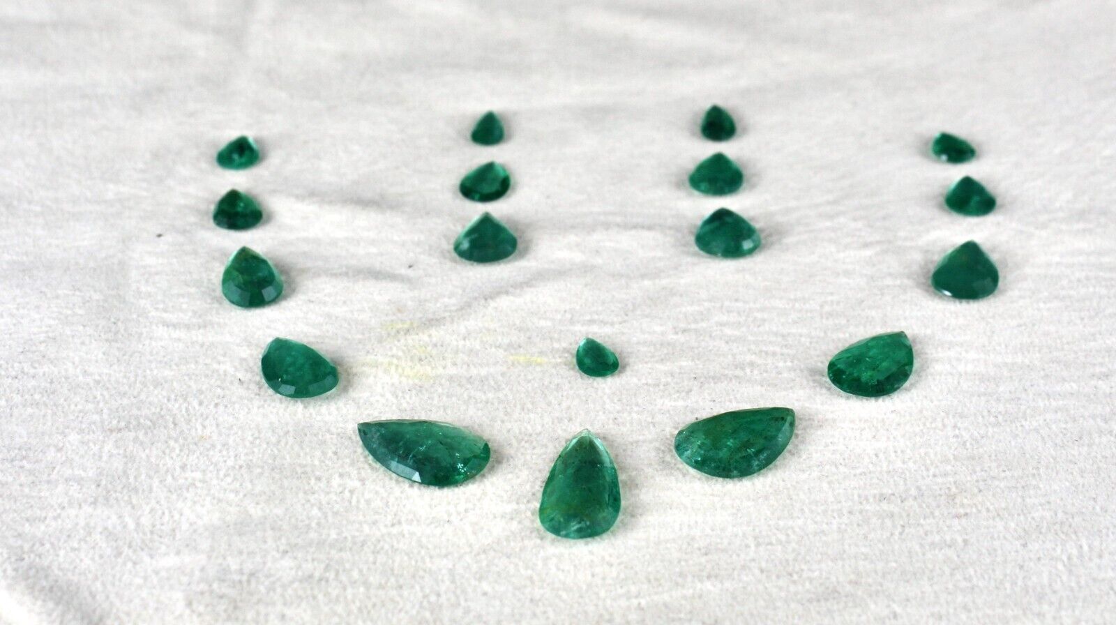 NATURAL ZAMBIA EMERALD PEAR CUT 18 PCS 31.77 CTS LOOSE GEMSTONE RING EARRING SET