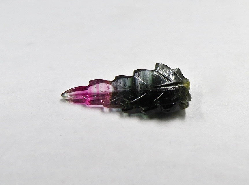 Natural Multi Colour Tourmaline 4.44ct Carved Leaf Gemstone For Designing